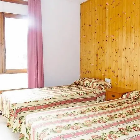 Apartsalou Malvinas סאלו
